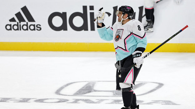 Александр Овечкин во время Матча звезд-2023 в Санрайзе 4 февраля. Фото USA Today Sports Александр Овечкин во время Матча звезд-2023 в Санрайзе 4 февраля. Фото USA Today Sports