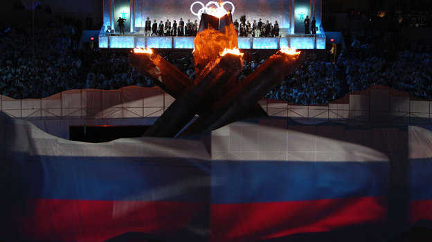 Российский флаг на Олимпиаде в Сочи. Фото Getty Images Российский флаг на Олимпиаде в Сочи. Фото Getty Images