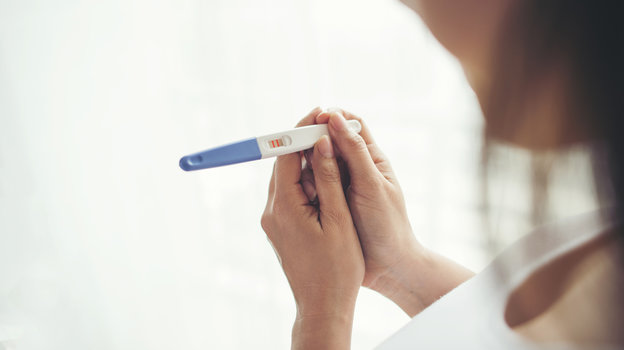 Тест на беременность. Фото Freepik/jcomp Тест на беременность. Фото Freepik/jcomp