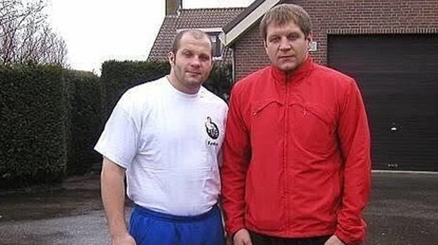 Александр и Федор Емельяненко. Фото из личного архива, Соцсети Александр и Федор Емельяненко. Фото из личного архива, Соцсети