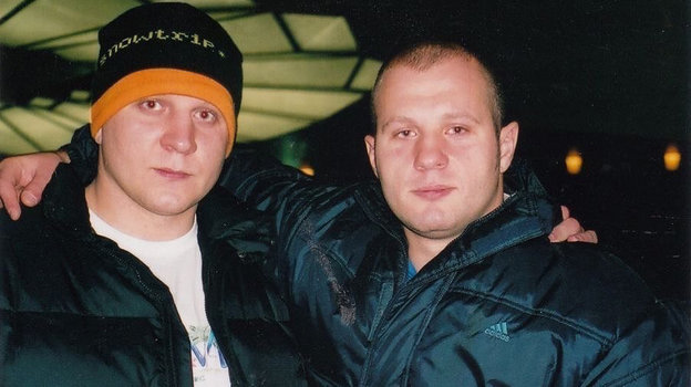 Александр и Федор Емельяненко. Фото из личного архива, Соцсети Александр и Федор Емельяненко. Фото из личного архива, Соцсети