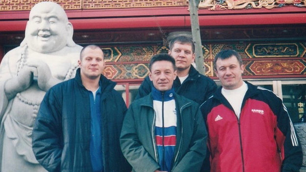 Александр и Федор Емельяненко, Александр Мичков, Владимир Воронов. Фото из личного архива, Соцсети Александр и Федор Емельяненко, Александр Мичков, Владимир Воронов. Фото из личного архива, Соцсети