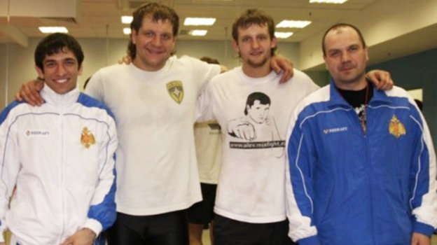 Михаил Малютин, Александр Емельяненко, Иван Емельяненко, Юрий Разумов (тренер AE Team). Фото из личного архива, Соцсети Михаил Малютин, Александр Емельяненко, Иван Емельяненко, Юрий Разумов (тренер AE Team). Фото из личного архива, Соцсети