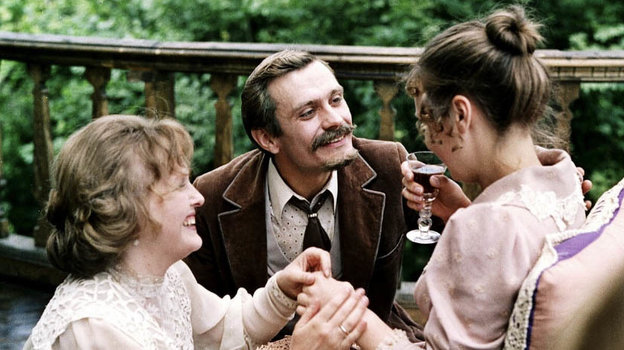 Кадр из фильма «Неоконченная пьеса для механического пианино». Кадр из фильма «Неоконченная пьеса для механического пианино».