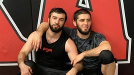 «Ислам больше шутник, чем Хабиб». Тухугов: Махачев, тренировки с Волкановски, схватка с Жамаловым