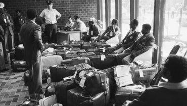 Спортсмены из африканских команд бойкотировали Олимпиады-1976.