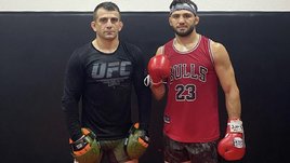 «У Волкановски есть шанс, но это только лаки-панч». Тренер Царукяна не верит в победу австралийца над Махачевым