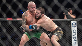 «Волкановски не выиграл бы у Хабиба даже раунд». Разбираем бой Махачева с тренером Царукяна