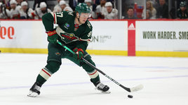 Дерби Новокузнецка в НХЛ: Капризов забил, но все-таки проиграл Бобровскому