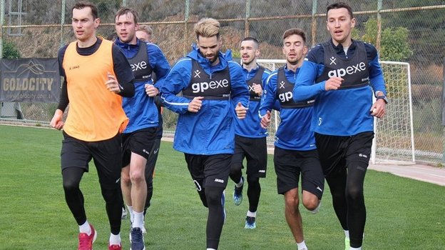 Футболисты «Шинника». Фото ФК «Шинник» Футболисты «Шинника». Фото ФК «Шинник»