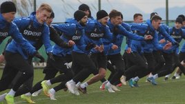 Украинские футболисты напали на игроков «Шинника» в турецком отеле. Что об этом известно