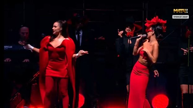 Алина Загитова и Zivert. Алина Загитова и Zivert.