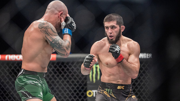 Алекс Волкановски и Ислам Махачев. Фото Global Look Press Алекс Волкановски и Ислам Махачев. Фото Global Look Press