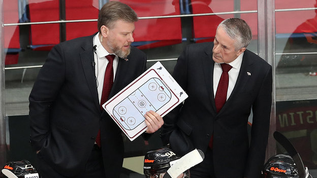 Дмитрий Рябыкин и Боб Хартли. Фото Владимир Беззубов, photo.khl.ru Дмитрий Рябыкин и Боб Хартли. Фото Владимир Беззубов, photo.khl.ru