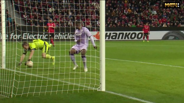 «Байер» — «Монако». «Байер» — «Монако».