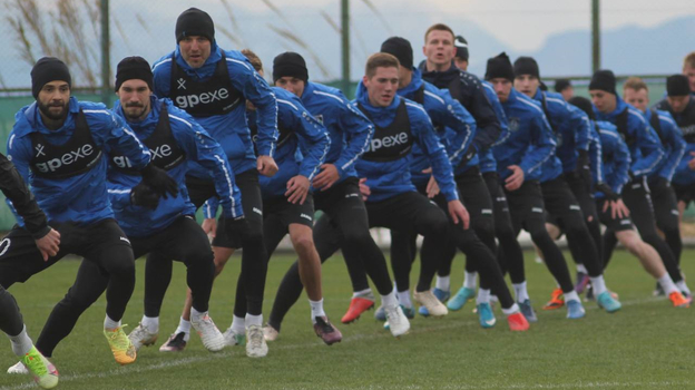 Футболисты «Шинника». Футболисты «Шинника».