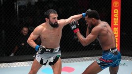 Боец с рекордом 23-0 дебютировал в UFC с поражения. Асхабов планировал взять пояс и закончить карьеру на 30-0