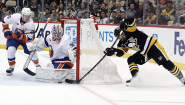 Феерия в Питтсбурге: массовая драка с хуками Малкина, невероятный сейв Сорокина!