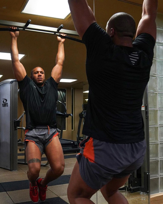 Сирил Ган. Фото из соцсетей бойца Сирил Ган. Фото из соцсетей бойца