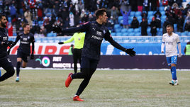 Сычевой уже забивает в новом клубе и под фамилией Писарский. А у Рассказова — голевая передача с «Динамо»