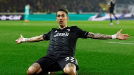 Сербский голкипер скрутил напавшего фаната, крутой камбэк «Шерифа», бенефис Ди Марии