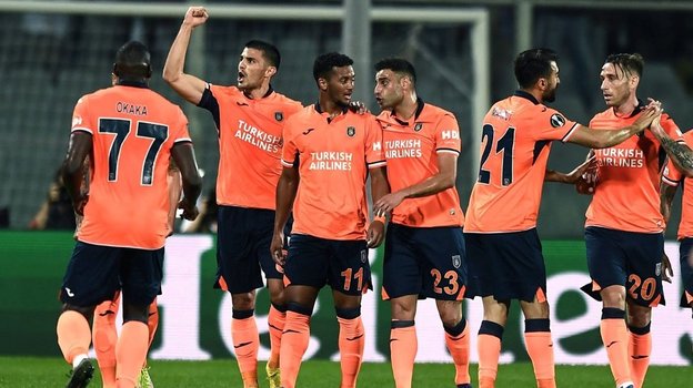 Футболисты «Истанбул Башакшехир». Фото Global Look Press Футболисты «Истанбул Башакшехир». Фото Global Look Press