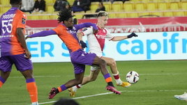 После вылета из еврокубков «Монако» потерпел жестокий разгром в дерби. Головин ничем не запомнился