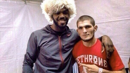 «Если у бойца были проблемы с деньгами, Джон оплачивал ему зал на полгода вперед». Истории про Джонса