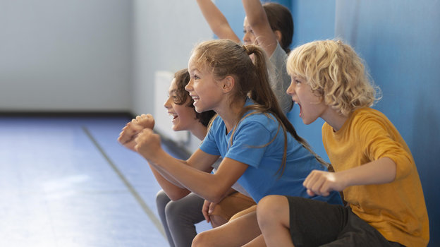 Важно найти мотивацию для занятий спортом. Дети наслаждаются занятиями физкультурой