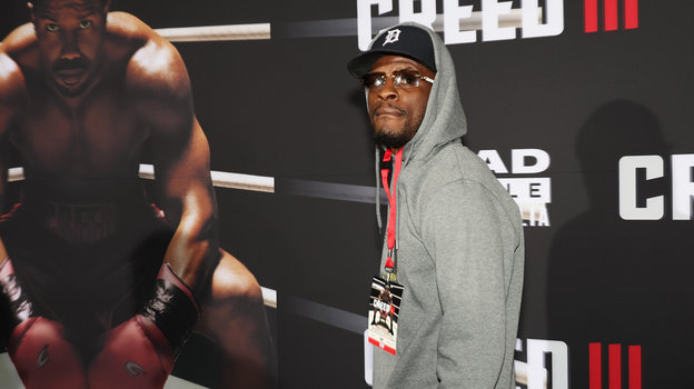 Тони Харрисон. Тони Харрисон