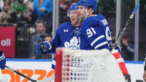 Расмус Сандин и Джон Таварес.