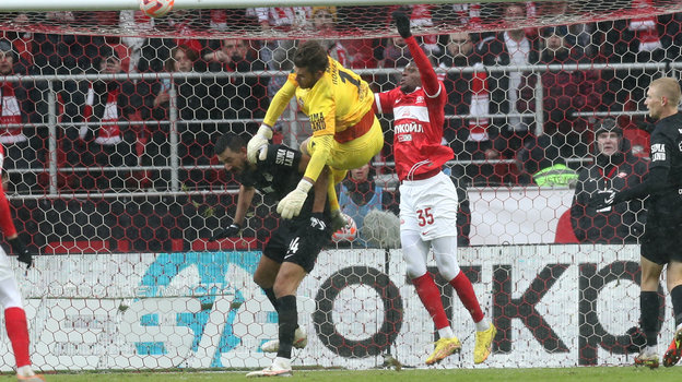 «Спартак» — «Урал»: спорный эпизод в концовке матча.