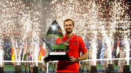 Его не остановить! Медведев сокрушил Рублева и взял третий титул подряд