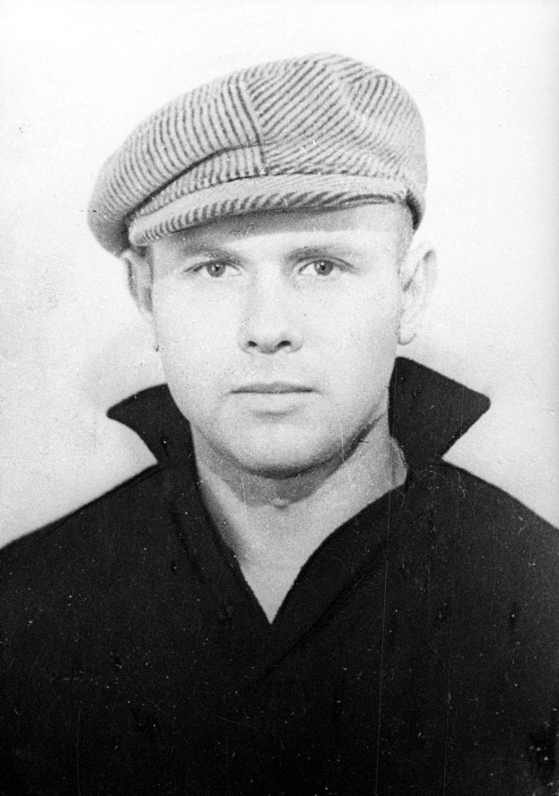 Эдуард Стрельцов. Эдуард Стрельцов