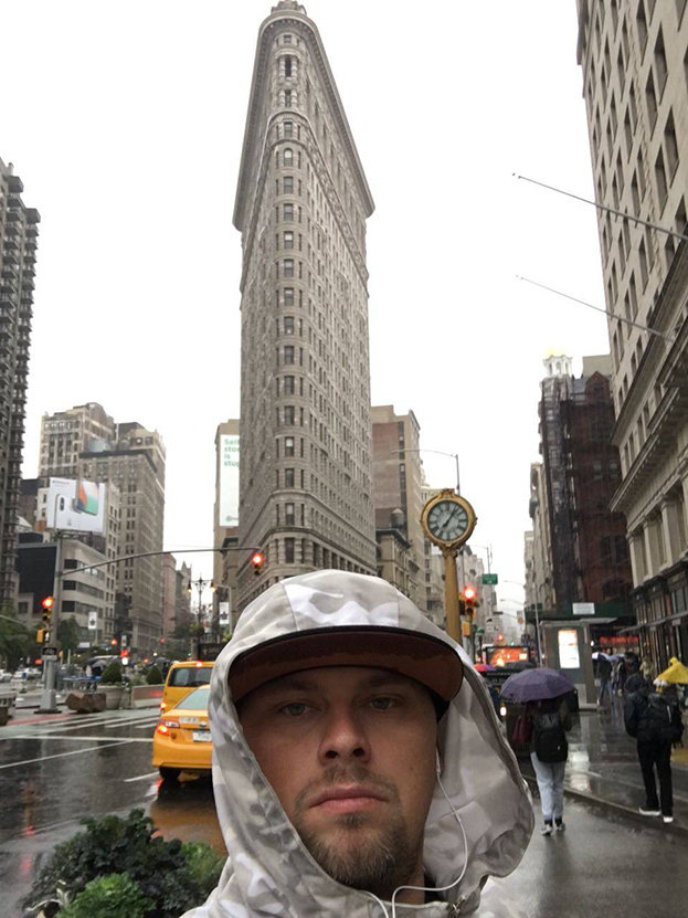 Антон Иванов в Нью-Йорке.