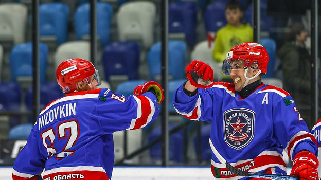 Хоккеисты МХК «Академия Михайлова».