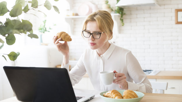 Обед на работе.