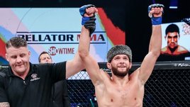 Шаблий стал полуфиналистом «Гран-при» легкого веса. Оформил финиш благодаря удару-фантому