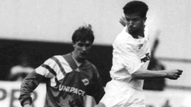 Андрей Иванов (слева). Футболист Андрей Иванов