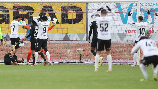 Торпедовцы расстроены после упущенного момента