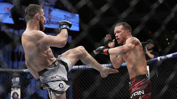 Бой Петра Яна и Мераба Двалишвили.