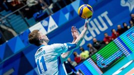 Так можно вылететь из тройки. Петербургский волейбольный «Зенит» продолжает лихорадить