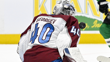 Вратарь «Колорадо» Александр Георгиев.