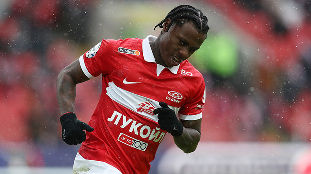 Квинси Промес.