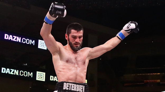 Артур Бетербиев. Артур Бетербиев