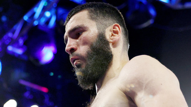 Артур Бетербиев. Артур Бетербиев