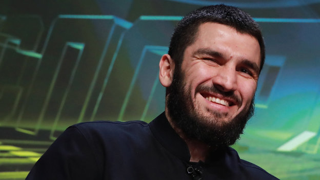 Артур Бетербиев. Артур Бетербиев