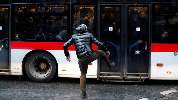 Беспорядки в Неаполе.