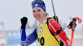 Жюли Симон берет глобус, а Йоханнес Бе — 18-ю победу в сезоне