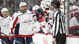 Овечкин забил своему любимому вратарю, но «Вашингтон» проиграл. Плей-офф — все дальше
